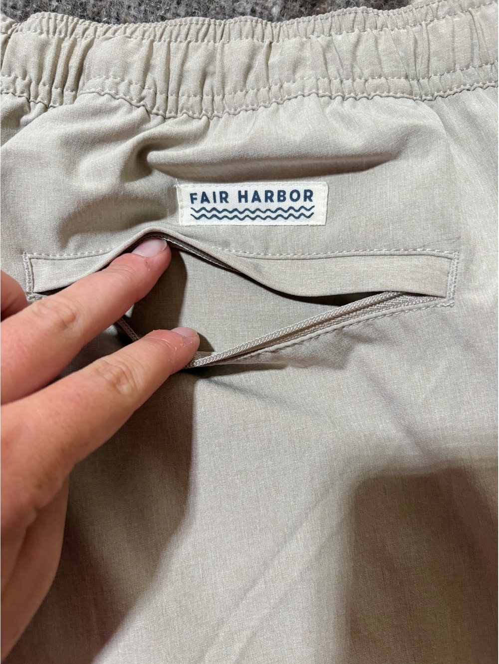 Fair Harbor Women's Beige Elastic Waist Pants with Back Zipper Pocket Size XXL